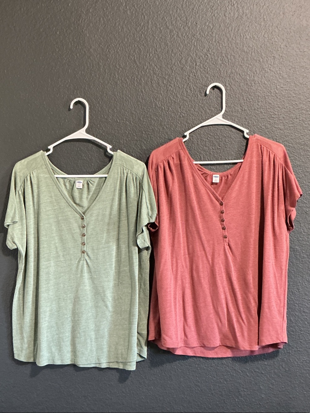 Old Navy Short-Sleeve Henley Tee - Sage Green & Dusty Rose